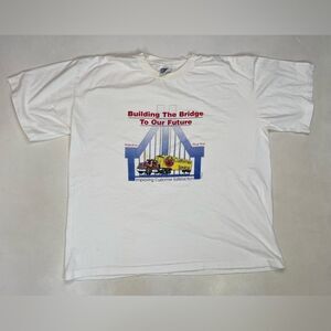 VINTAGE Shop Rite Building Bridge To Our Future T-shirt Men XL 90s Single Stitch